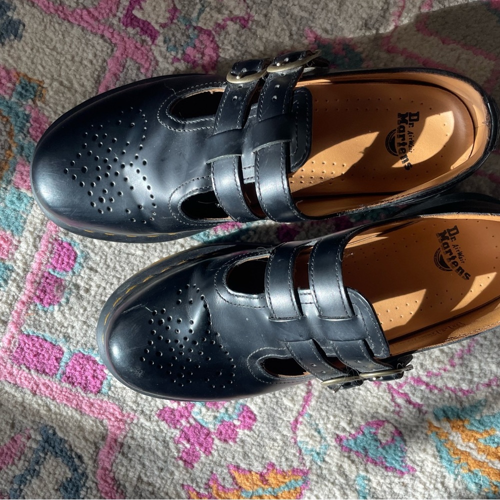 Size 8.5 Black Doc Martens Mary Janes Womans shoes very good condition